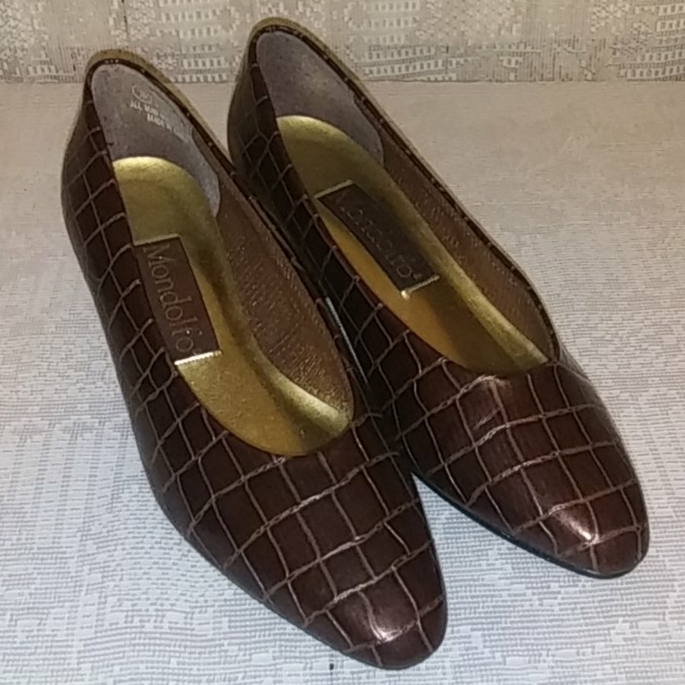 Mondolfo Womens Shoes Crock Print size 7